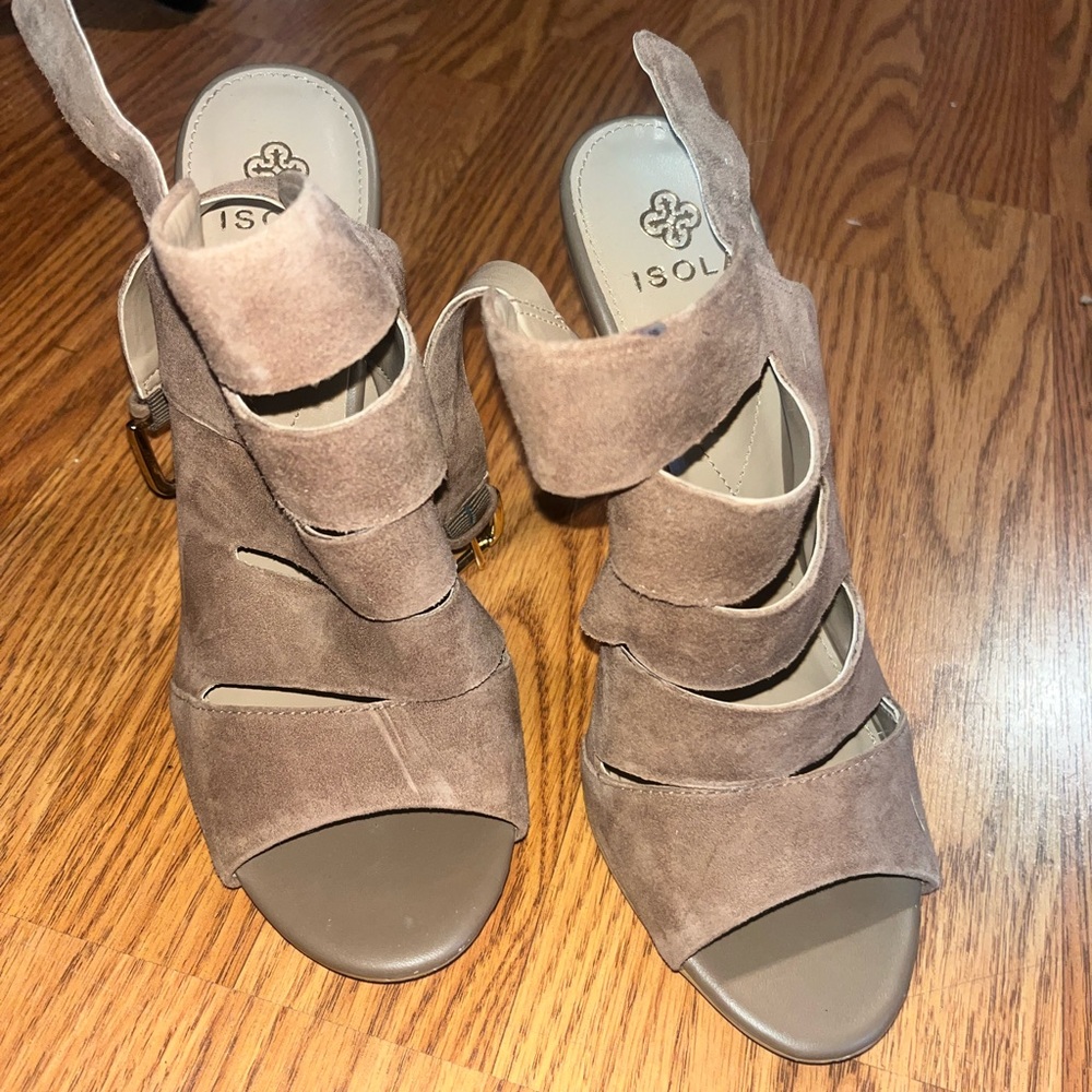 Isola Heel with straps